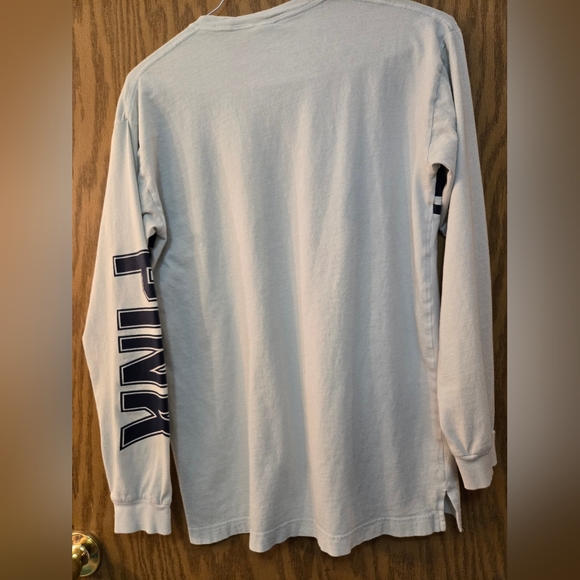 Cute light mint green, long sleeve "pink" top. Great condition. Size X small - Picture 5 of 5